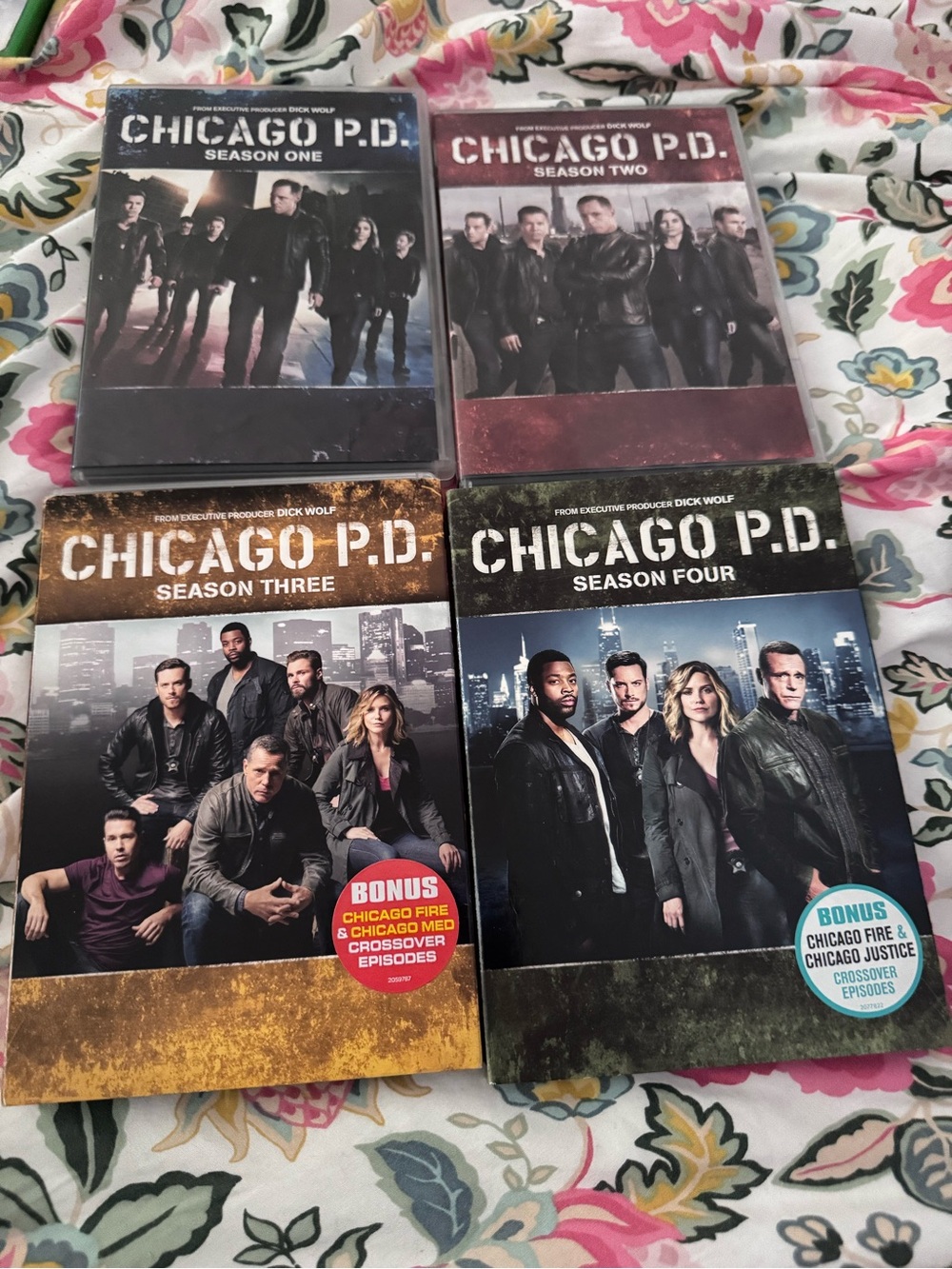 Chicago PD DVD Season Box Set - Multi-Color